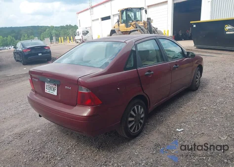 2005 Ford Focus Zx4 z USA, uszkodzony, nr VIN 1FAFP34NX5W165867